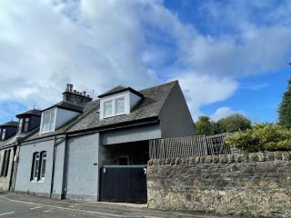 Foundry Street Apartment 3 - Dunfermline City Centre - 8