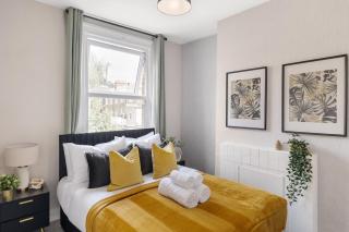 Spacious Gem Easy & Fast access to Central London - 9