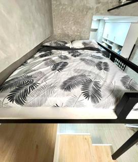 Loft type Condo Unit with pool and netflix - 5