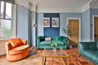Elegant Victorian Home with Pool Table & Parking - 4
