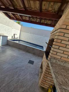 Casa com piscina e espaço churrasco Itanhaem - 1