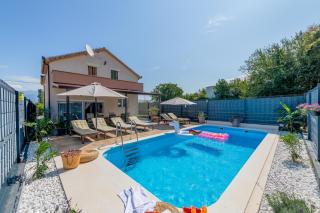 Villa Leana - 0