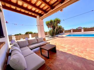 Casa Con Encanto 2 SOLO FAMILIAS - 9