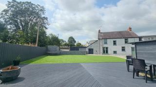 Ffoswen Pembrokeshire Holiday Home - 1