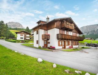 Verocai Charming Chalet R&R - 6