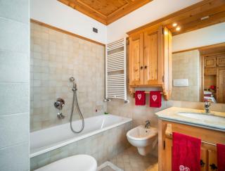 Verocai Charming Chalet R&R - 2