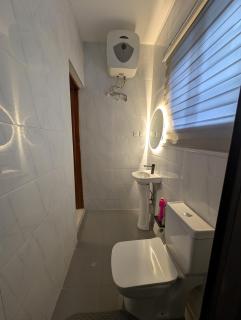 Abby and Gayle Rental Apartments - Apenkwa - 1