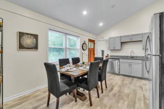 The Glamorous Townhome by Granger Gardens - 7