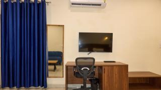 Hotel 36 Westinn Vikaspuri - 1