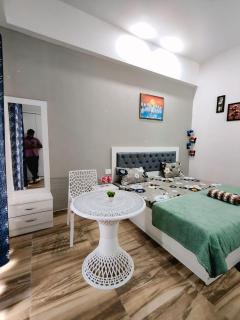 Kashu Luxury Stays - Greater Noida - 0