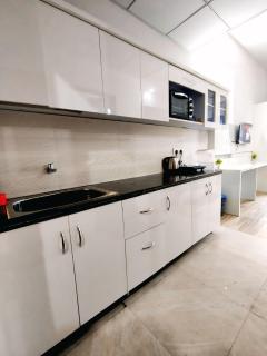 Kashu Luxury Stays - Greater Noida - 6