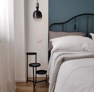 Nine and Three Quarters Rooms - 9