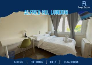2 Bedroom Duplex Apartment With Balcony Near Portobello Market - 9