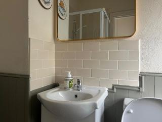 The Cottage at Hollywell - 5