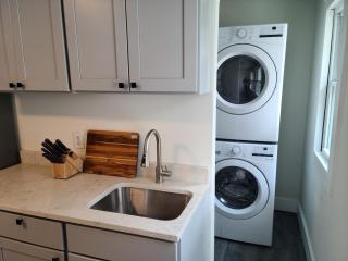 3 bedrooms fully finished - 4