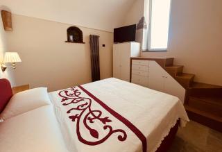 Amalfi Lodge - 1