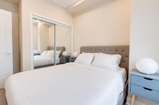 New 1 Bedroom with SofaBed in Montreal -24 - 5