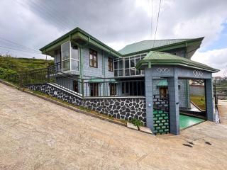 Queens Gregory - Nuwara Eliya - 0