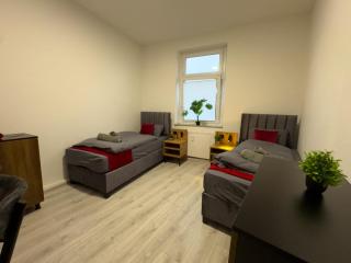 Serviceroom24 - Apartment 1 in Oberhausen WLAN - Smart-TV - 24-7 Check-in und Küche - 4