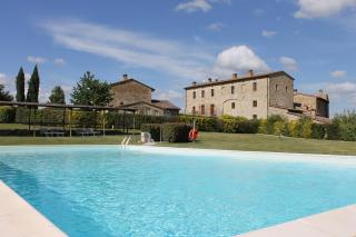 Country Home Tuscany - Courtyard Room - 7