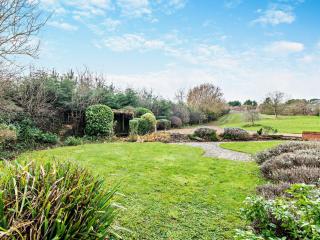 2 Bed in Robin Hoods Bay G0179 - Staintondale - 1