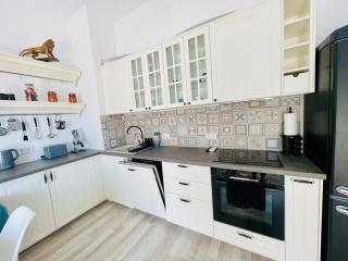2BR Vintage Residence - free parking - 5