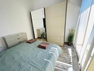 2BR Vintage Residence - free parking - 2