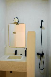 Surf and Friends - 7