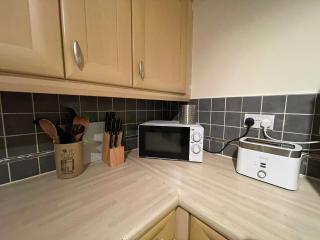 John Lennon airport guests house - - 2