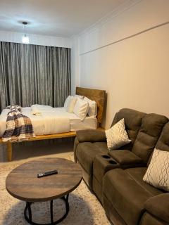 Luxurious Studio Apartment - 0