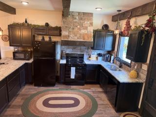 The Ancient Bears Den By Avada Properties - Union Grove - 5