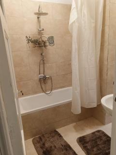 ستوديو فاخر مفروش للايجار - 2