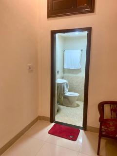Motel Rose - Hue - 6