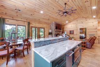 400 Acres on Lavender Mtn Getaway with Hot Tub! - Rome - 2