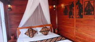 Tentrem Bungalow - Labuan Bajo - 0