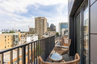 New! Central 2BR Flat with Balcony in Whitechapel - 3