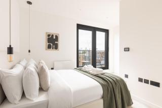 New! Central 2BR Flat with Balcony in Whitechapel - 7