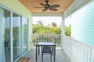The Sea Spray at Cottages - 6