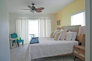 The Sea Spray at Cottages - 6