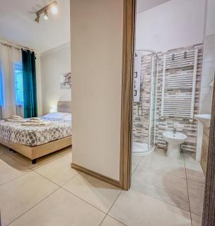 Design Moderno - Appartamento Centrale con 2 Suite - 4