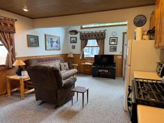 Duxbury - Cozy Cottage on Lake Minocqua - 1