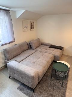 Helle 2-Zimmer Souterrain Wohnung - 5