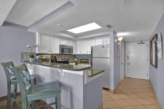 The Coastal Breeze Retreat at Beach Colony Resort - Myrtle Beach - 3