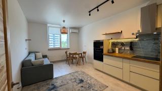 Затишне місце біля парку - 4