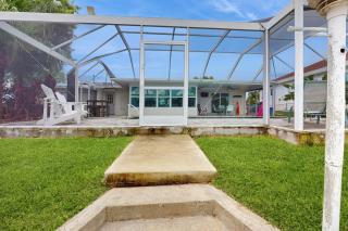 Redfish Cove Getaway - 5