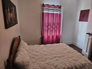 StayHub Northampton - 2