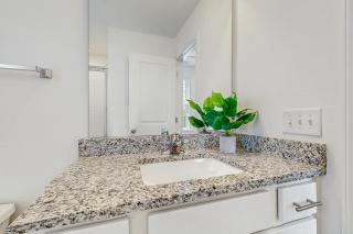 Bowen Village 2003 - 1