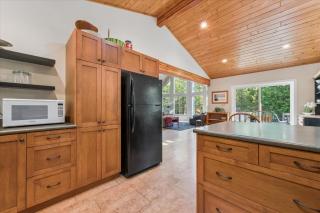Tobermory PRIVATE Wooded Retreat All-Season - 1