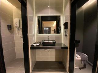 Hotel Brynton at Cameron Centrum Mall - 7