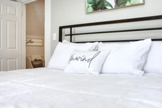 Downtown Luxury Apartment, 15 mins to Fort Benning - 3